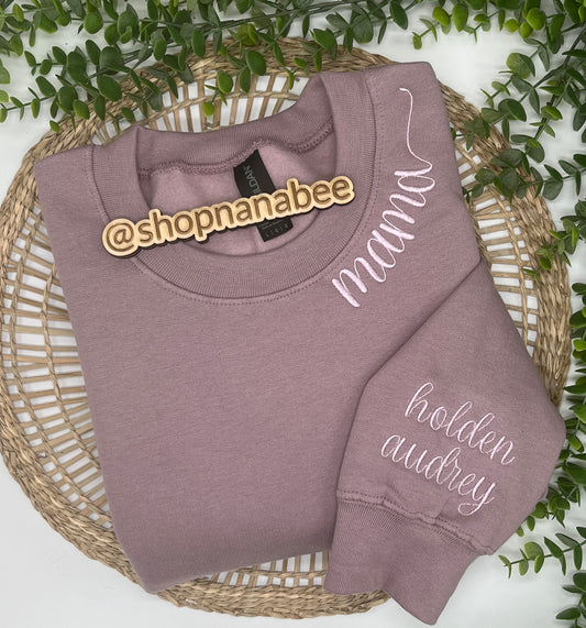 Personalized Mama Crewneck/Sweatshirt